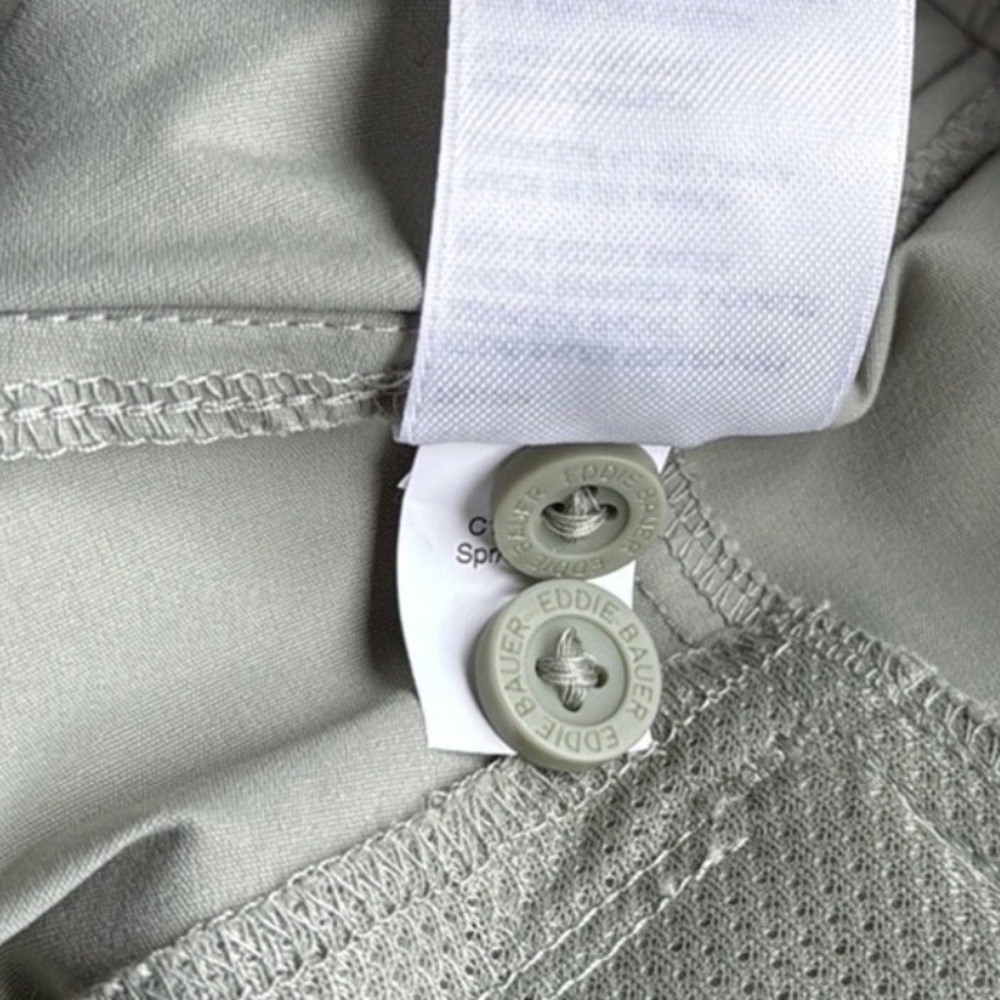 Eddie Bauer Rolled Hem Bermuda Shorts Sage Green Size 12 - Picture 15 of 15